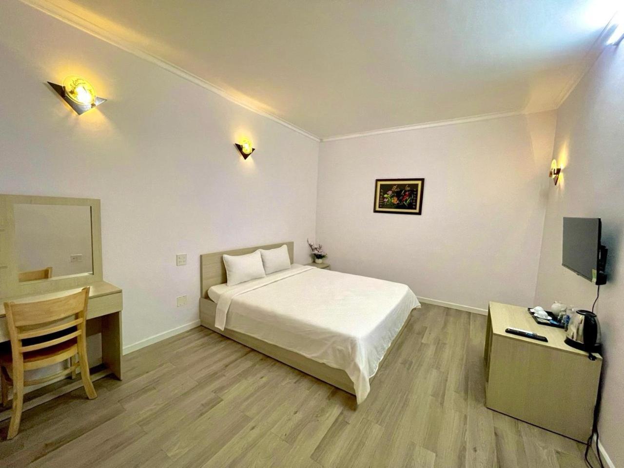 Sai Gon Ha Tien Hotel Bagian luar foto